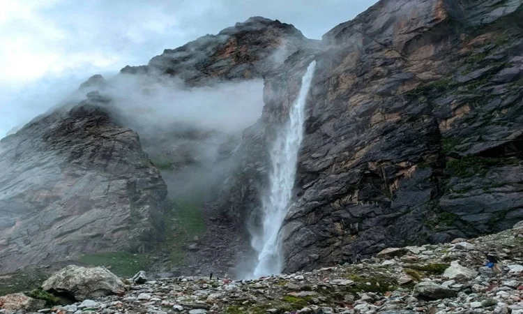 Vasudhara Water Fall