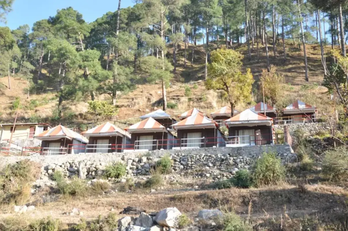Camp Nirvana Resort, Barkot