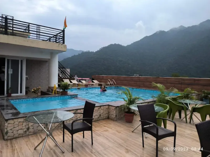 Divine Laxmi Ganga, Rishikesh