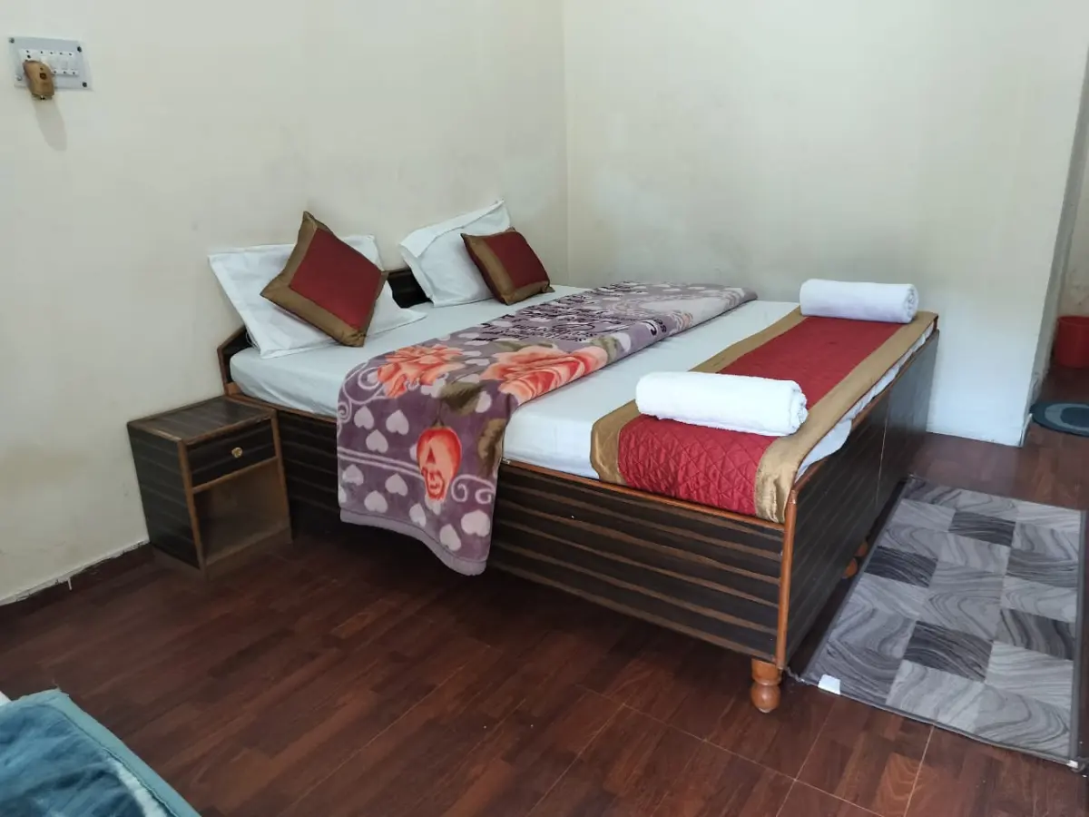 Inder Palace, Uttarkashi