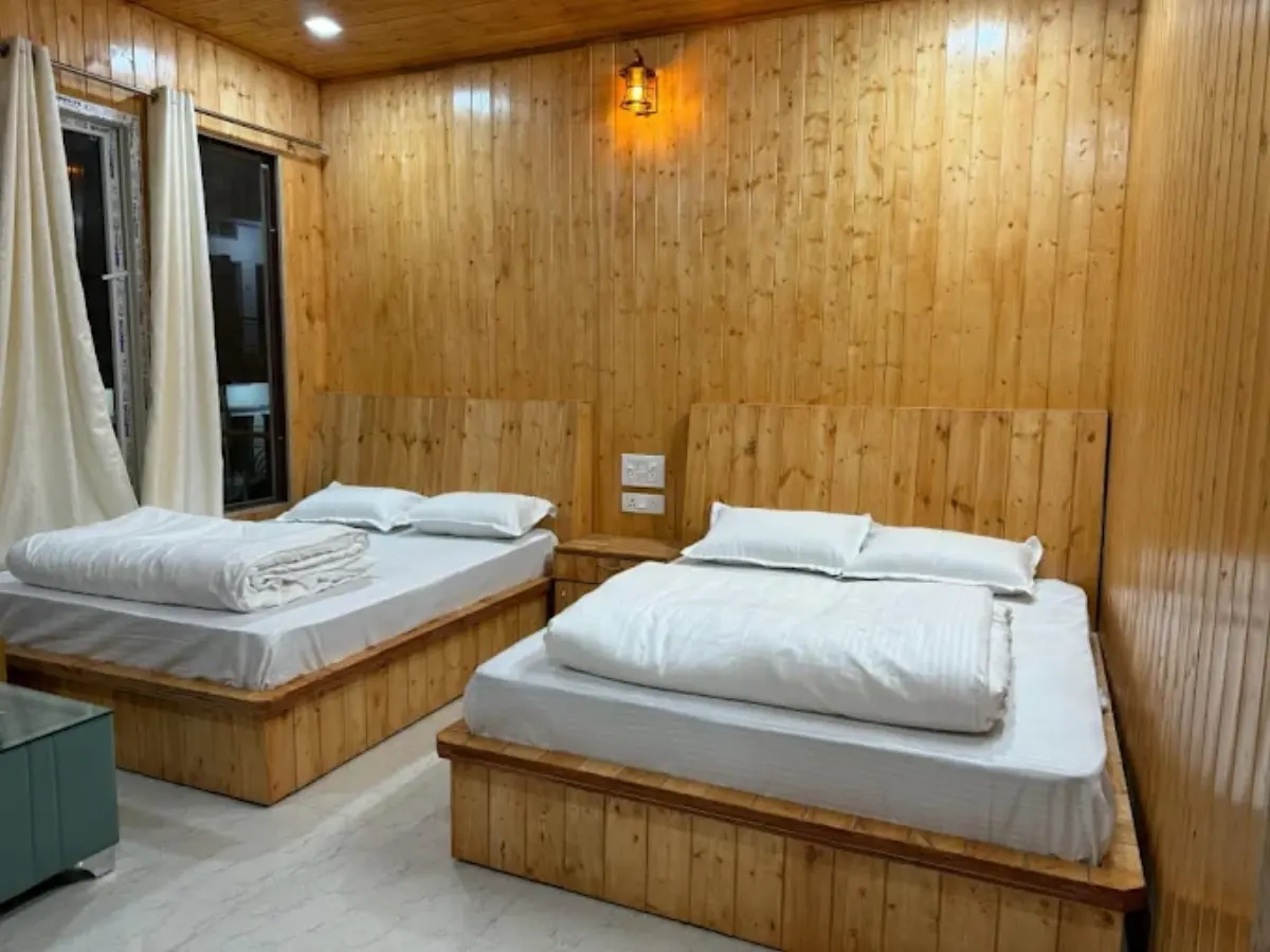 Pandey Residency, Guptkashi