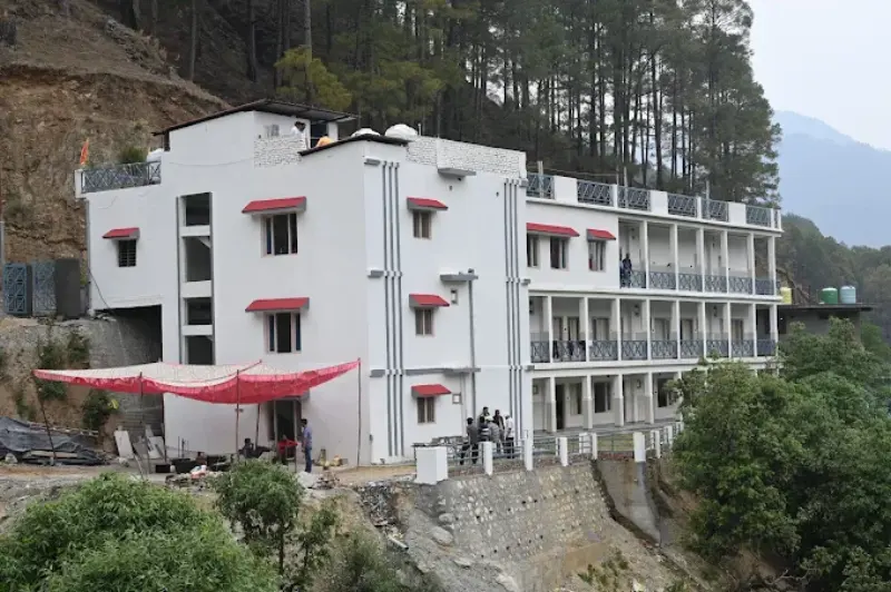 Rigveda Resort, Barkot