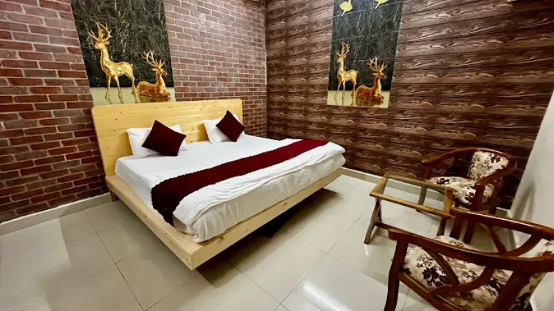Shivlinga Villa, Barkot